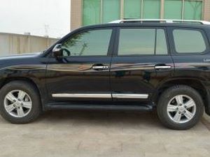 Молдинги на двери TOYOTA Land Cruiser 200 (чёрные) 3 5