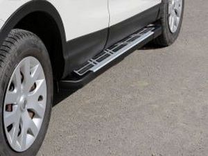 Пороги боковые Renault Trafic III (14-) - Sunrise серия 4