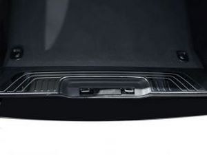 Накладка на порог багажника Mercedes Vito / V W447 - чёрная 4