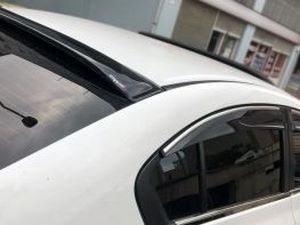 Спойлер на стекло HONDA Civic 9 Sedan (козырёк) 3 3