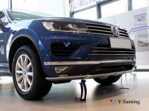 Накладка на передний бампер VW Touareg II (2015-) рестайлинг 1 5