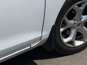 Бризковики Ford Fiesta Mk7 (11-17) Sedan, Htb - Classic 8