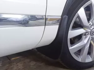 Брызговики VW Touareg II (7P; 10-18) - Classic 7