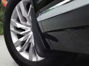 Бризковики VW Touareg III (CR; 18-22) - Classic 7