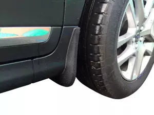 Бризковики Volvo XC60 I (14-17) рестайлінг - Classic 8