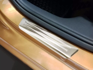 Накладки на пороги VW Golf Sportsvan (14-20) - Avisa 4
