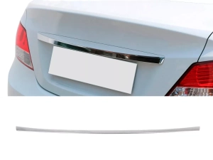 Хром над номером Hyundai Accent Solaris (10-17) Sedan - Carmos