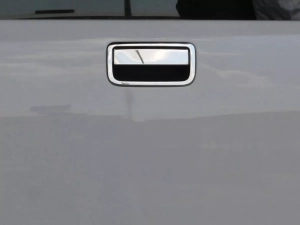 Хром накладки на ручку багажника VW Amarok I (10-22) - Carmos 4