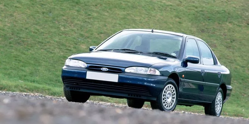 Ford Mondeo Mk1 (1993-1996) Sedan