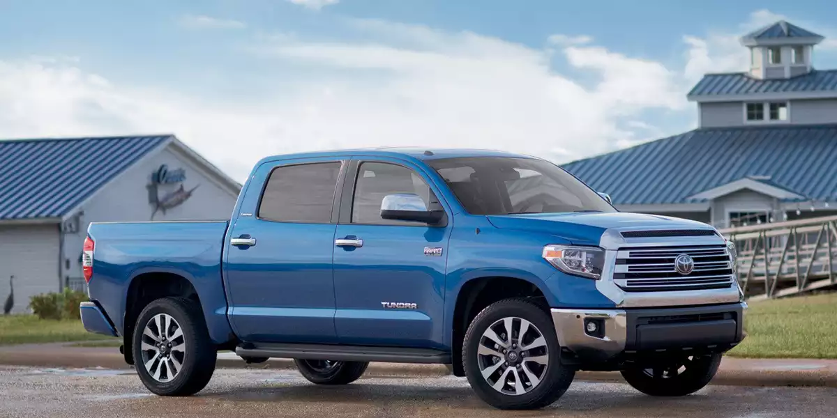 Toyota Tundra II (2017-2021)